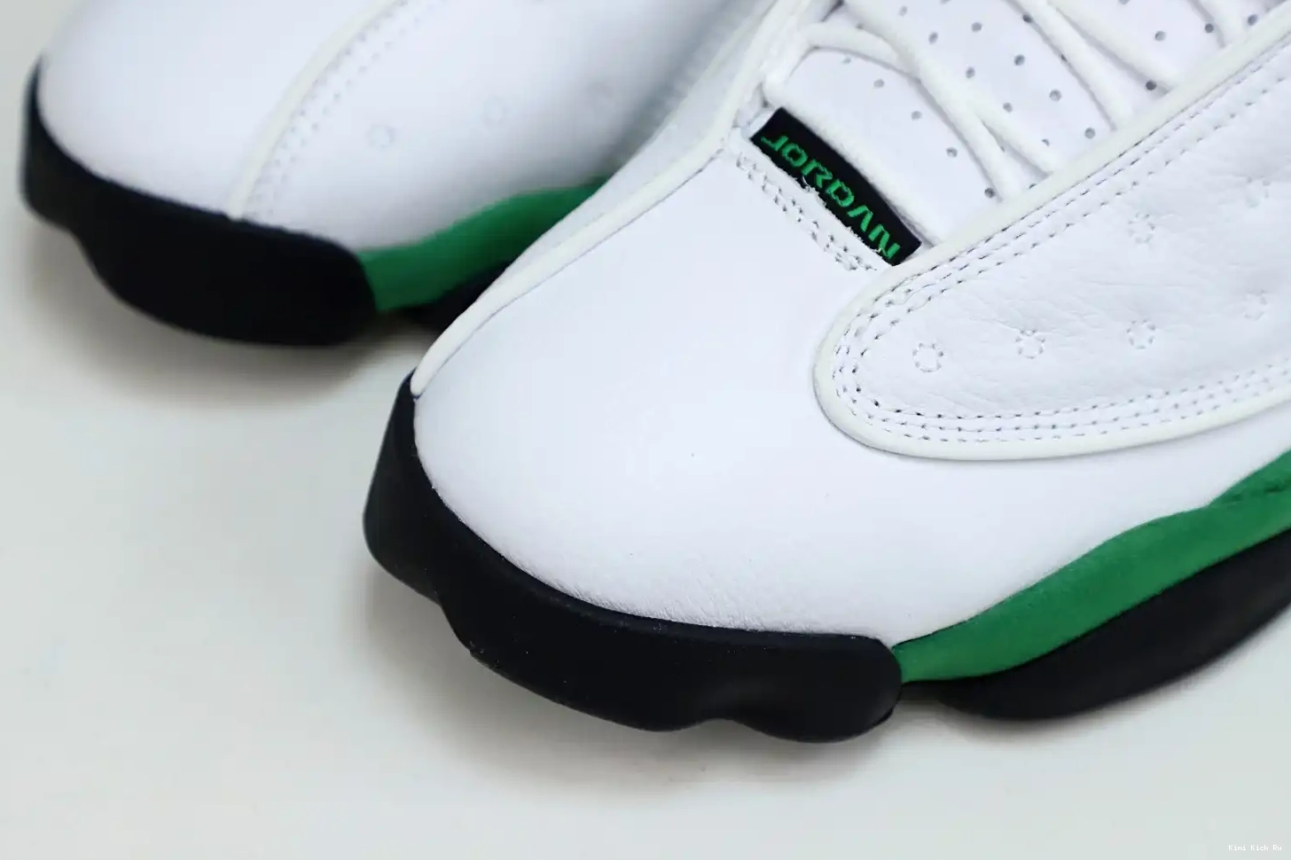 JORDAN Kimikick DB6537-113 “LUCKY AIR 13 GREEN” 0823